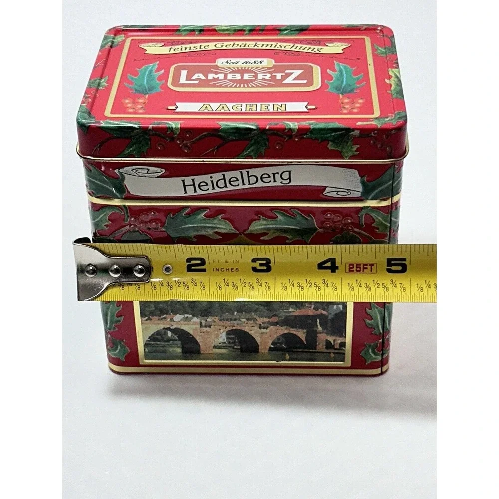 LambertZ Musical Christmas Cookie Tin‎ Only. Plays Rudolph The Red Nose Reindeer